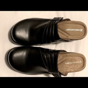 Black leather Naturalizer mules, size 7